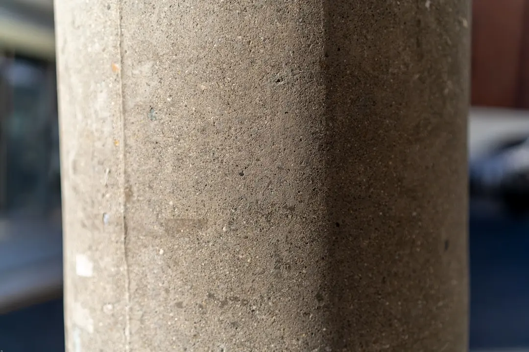 秀呀科技解析：商业展示架与陈列架在零售终端中的功能差异与选型要点